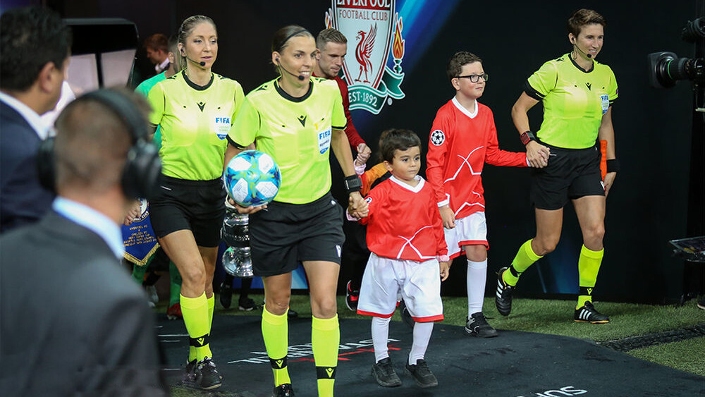 Stéphanie Frappart, leading an all-female officiating team, in 2019