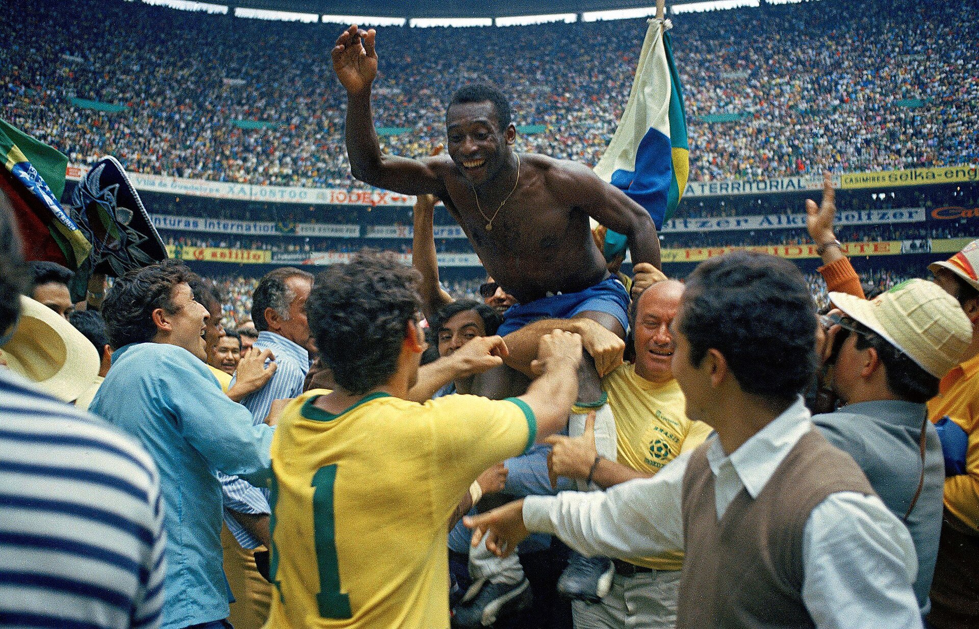 Pelé celebrates at the 1970 World Cup